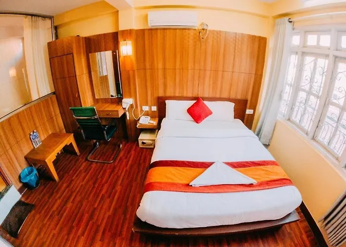 Doors Thamel Hotel 3*