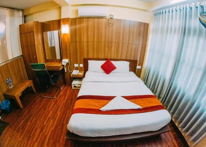 Doors Thamel Hotel